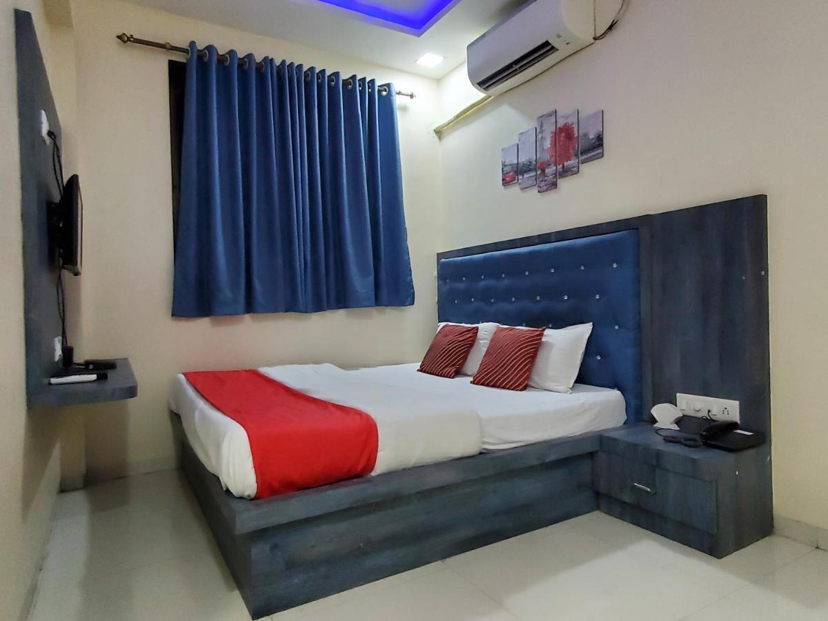 Hotel Mari Aai Residency Navi Mumbai Exterior photo