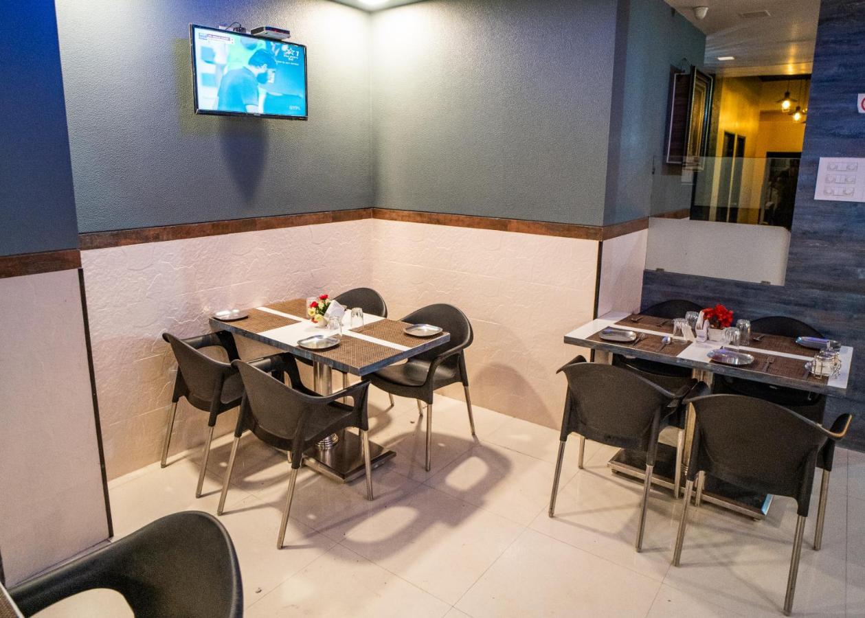 Hotel Mari Aai Residency Navi Mumbai Exterior photo