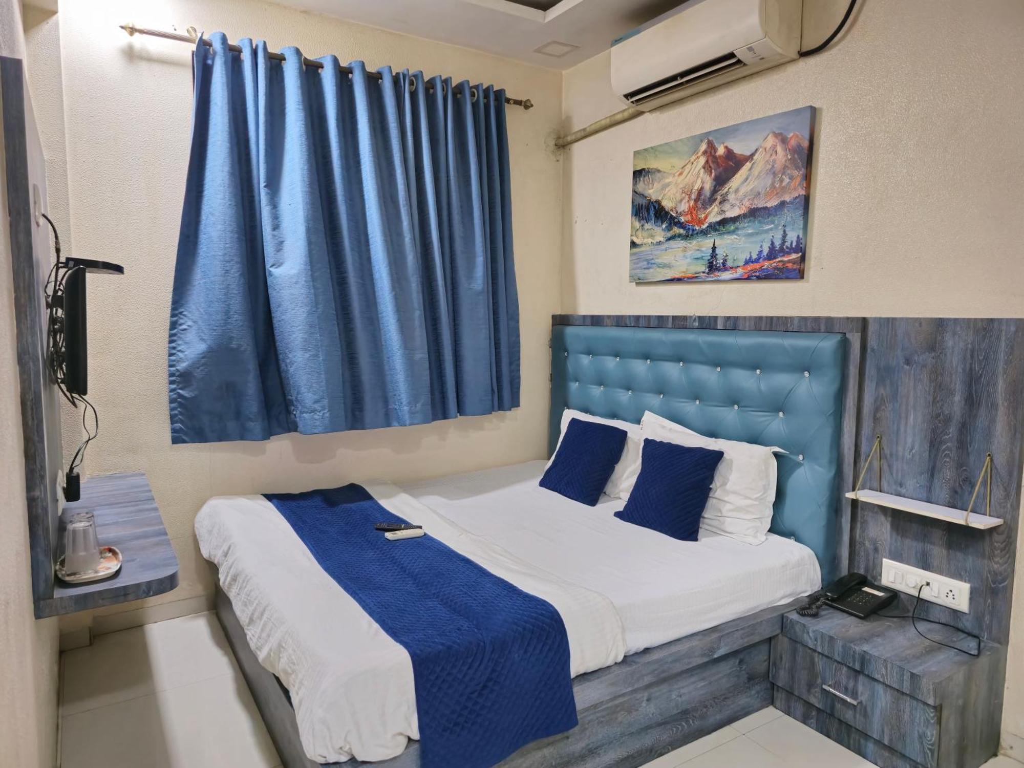 Hotel Mari Aai Residency Navi Mumbai Room photo